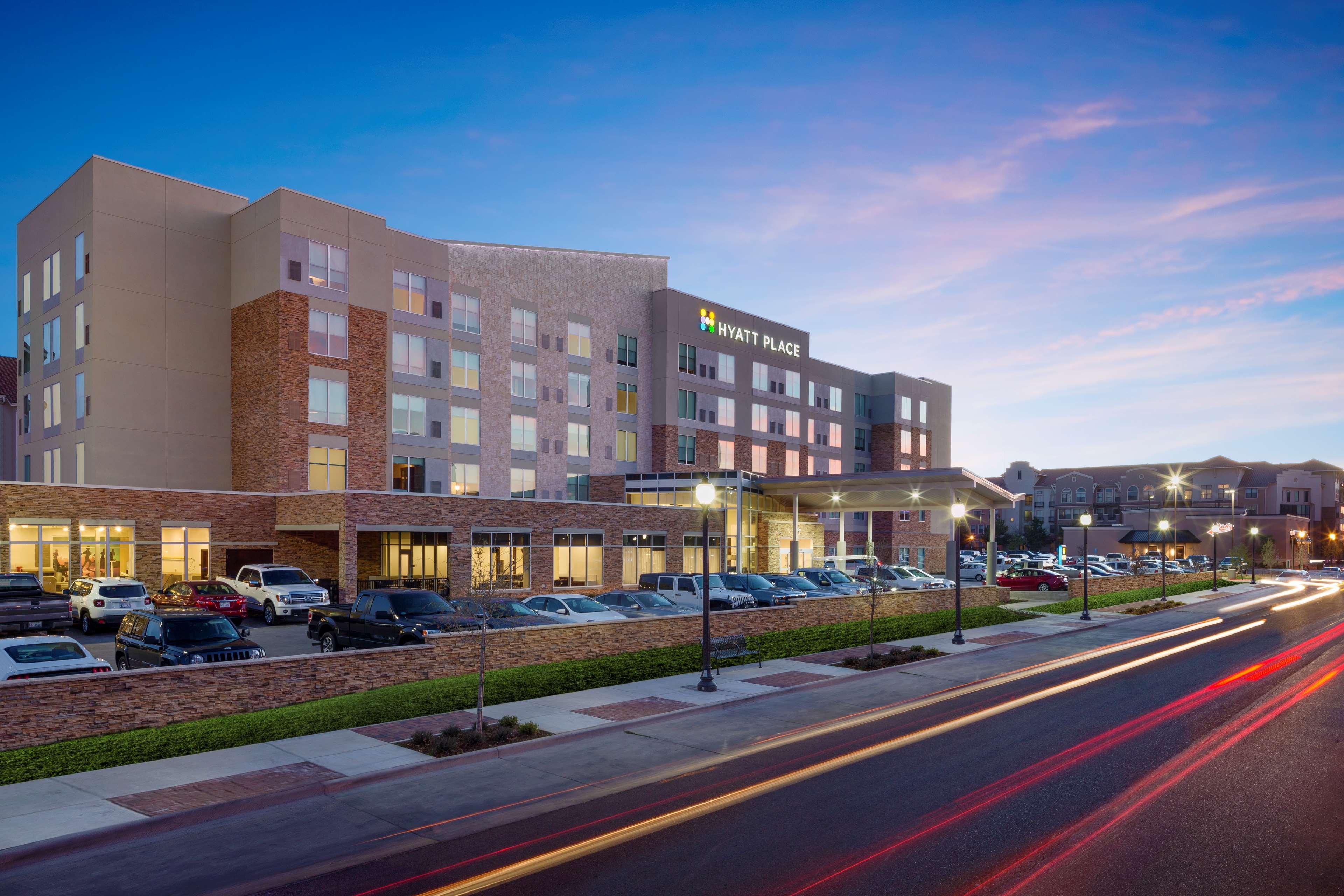 Hyatt Place 3*